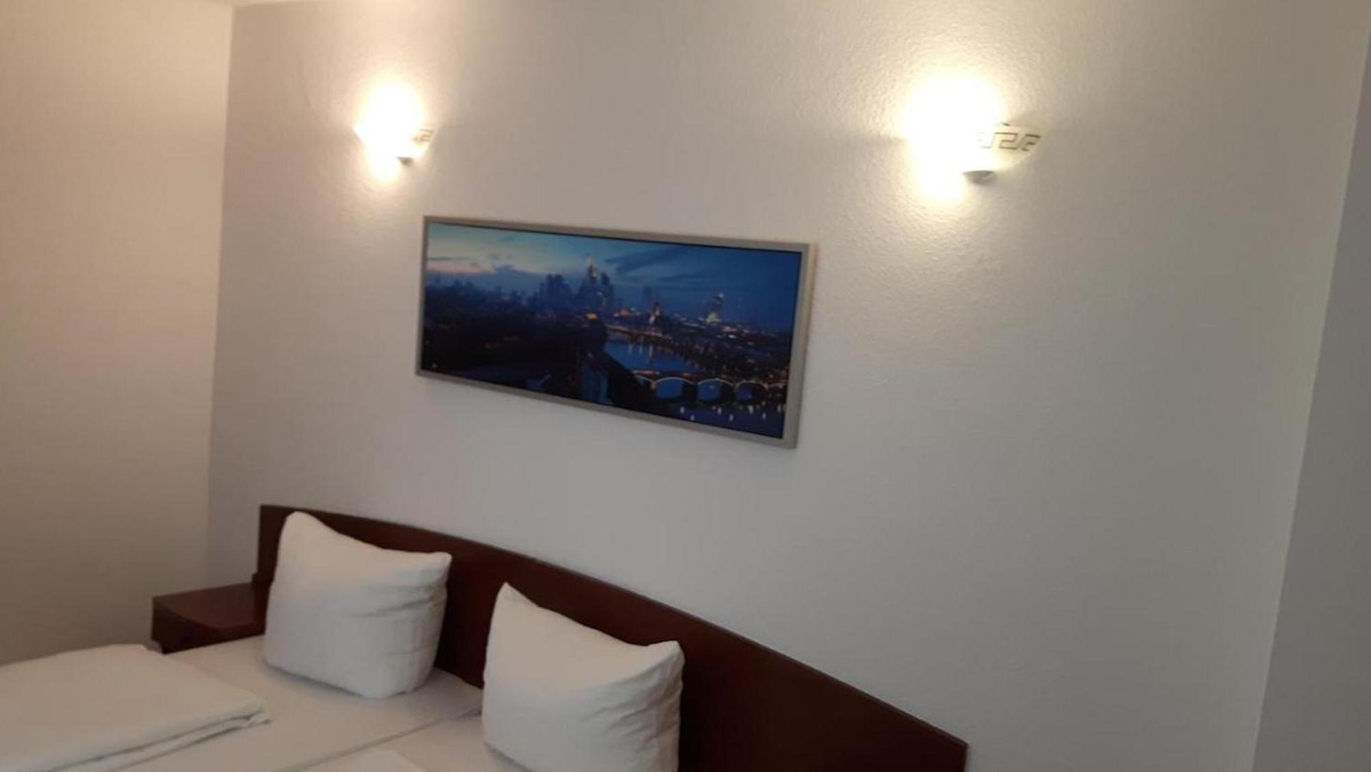 Hotel Aurelia Frankfurt am Main Ngoại thất bức ảnh