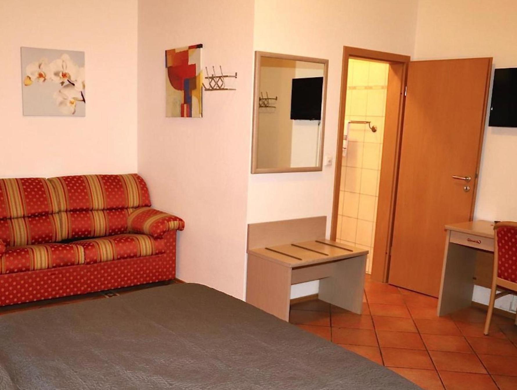 Hotel Aurelia Frankfurt am Main Ngoại thất bức ảnh