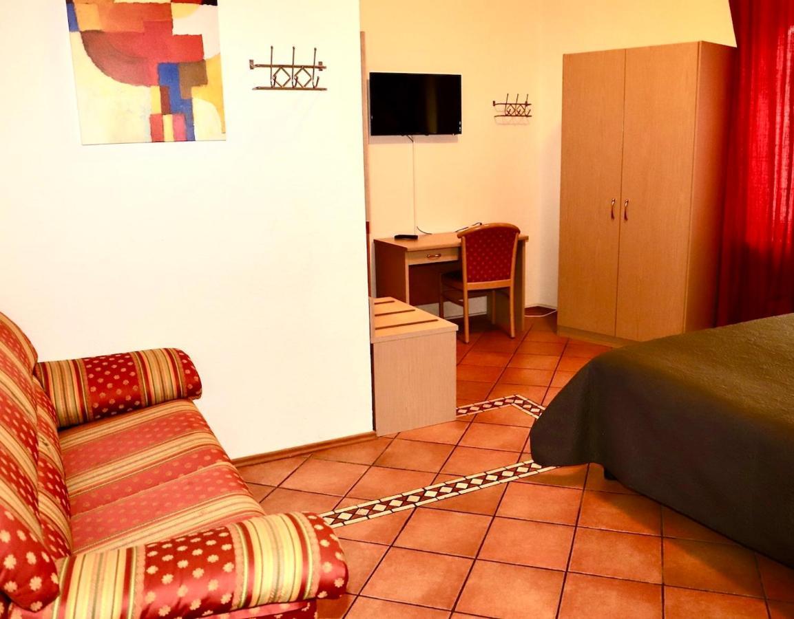 Hotel Aurelia Frankfurt am Main Ngoại thất bức ảnh